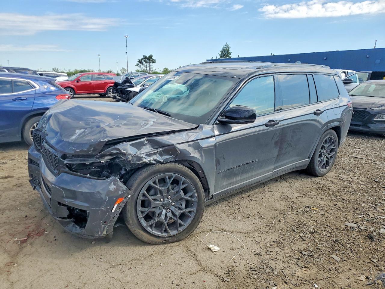 1C4RJKEG4S8683007 · 2025 JEEP GRAND CHEROKEE