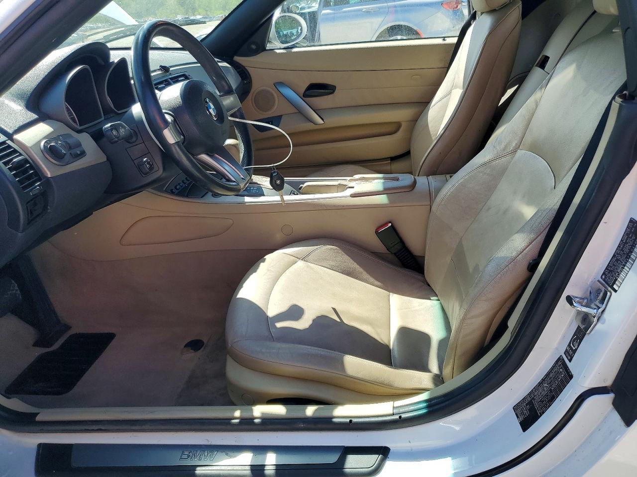 4USBT33473LS47884 · 2003 BMW Z4 · 7/12