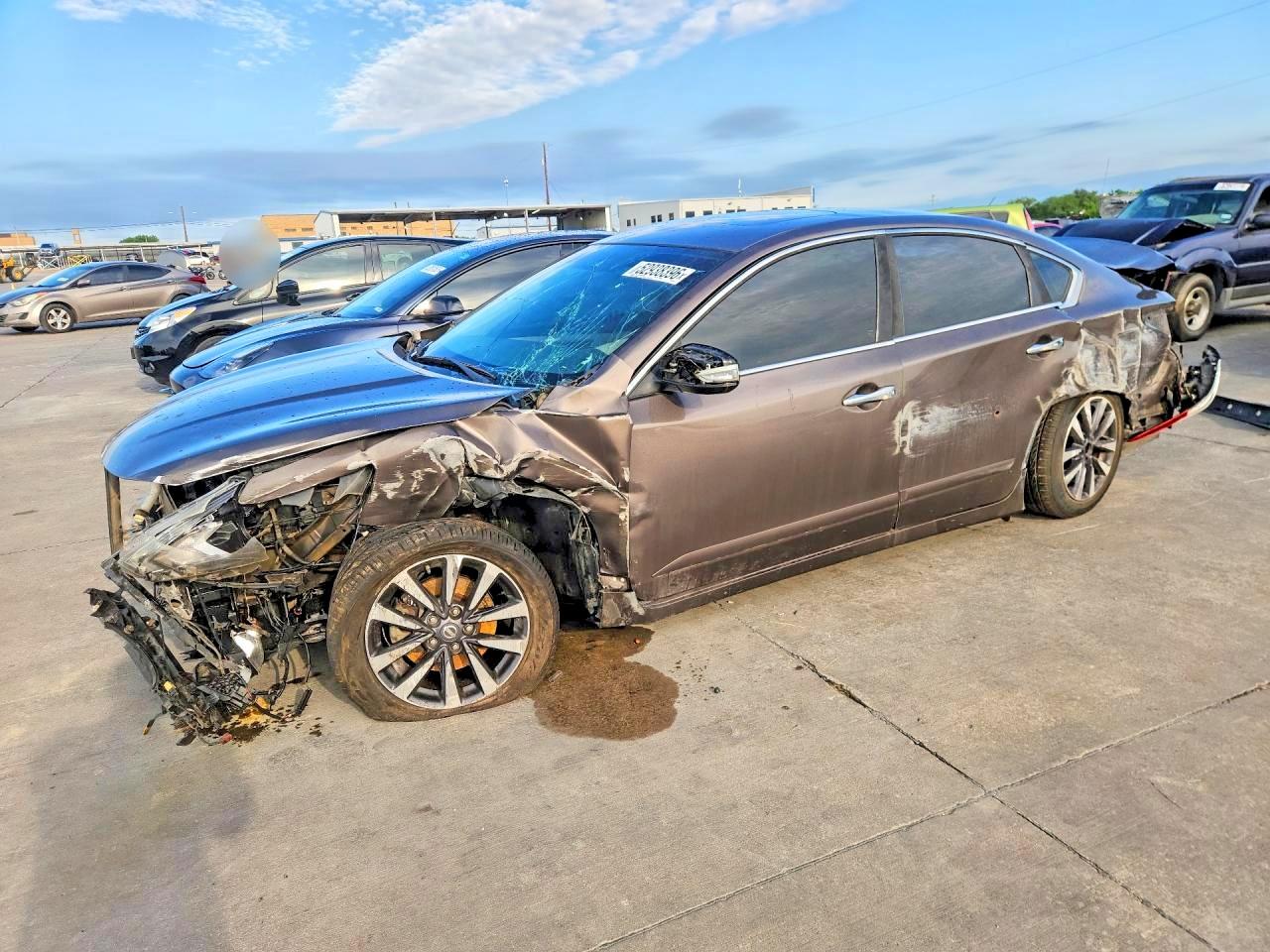 1N4AL3AP9GC233513 · 2016 NISSAN ALTIMA