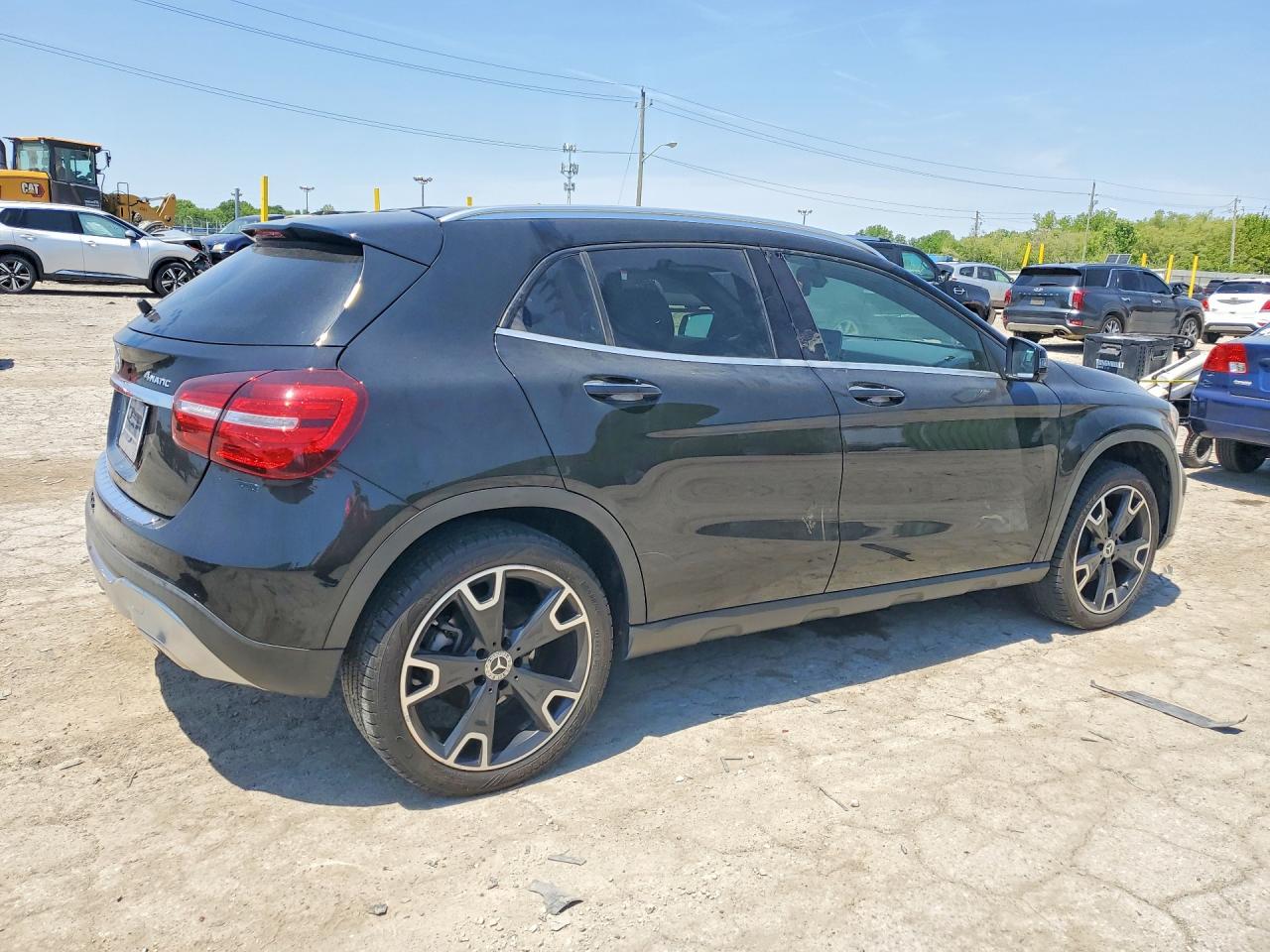 WDCTG4GBXJJ516136 · 2018 MERCEDES-BENZ GLA · 3/14