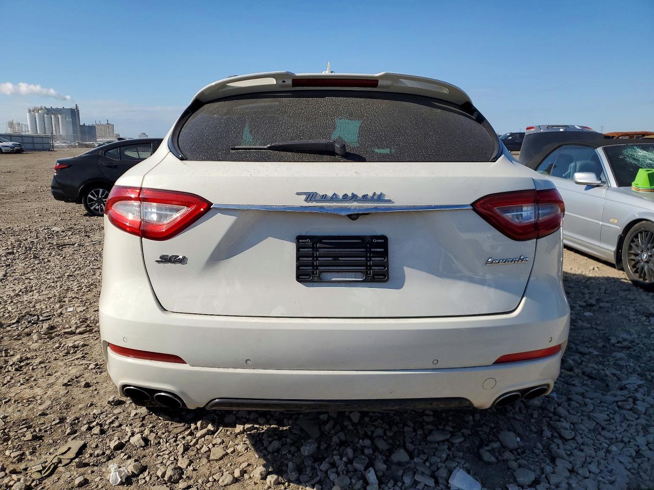 ZN661YUS8JX292005 · 2018 MASERATI LEVANTE · 6/13