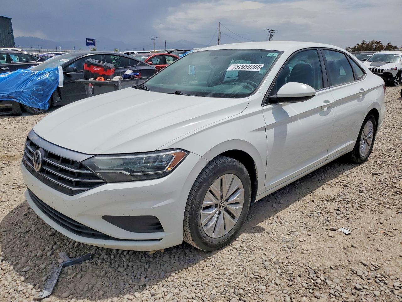 3VWN57BU1KM105577 · 2019 VOLKSWAGEN JETTA