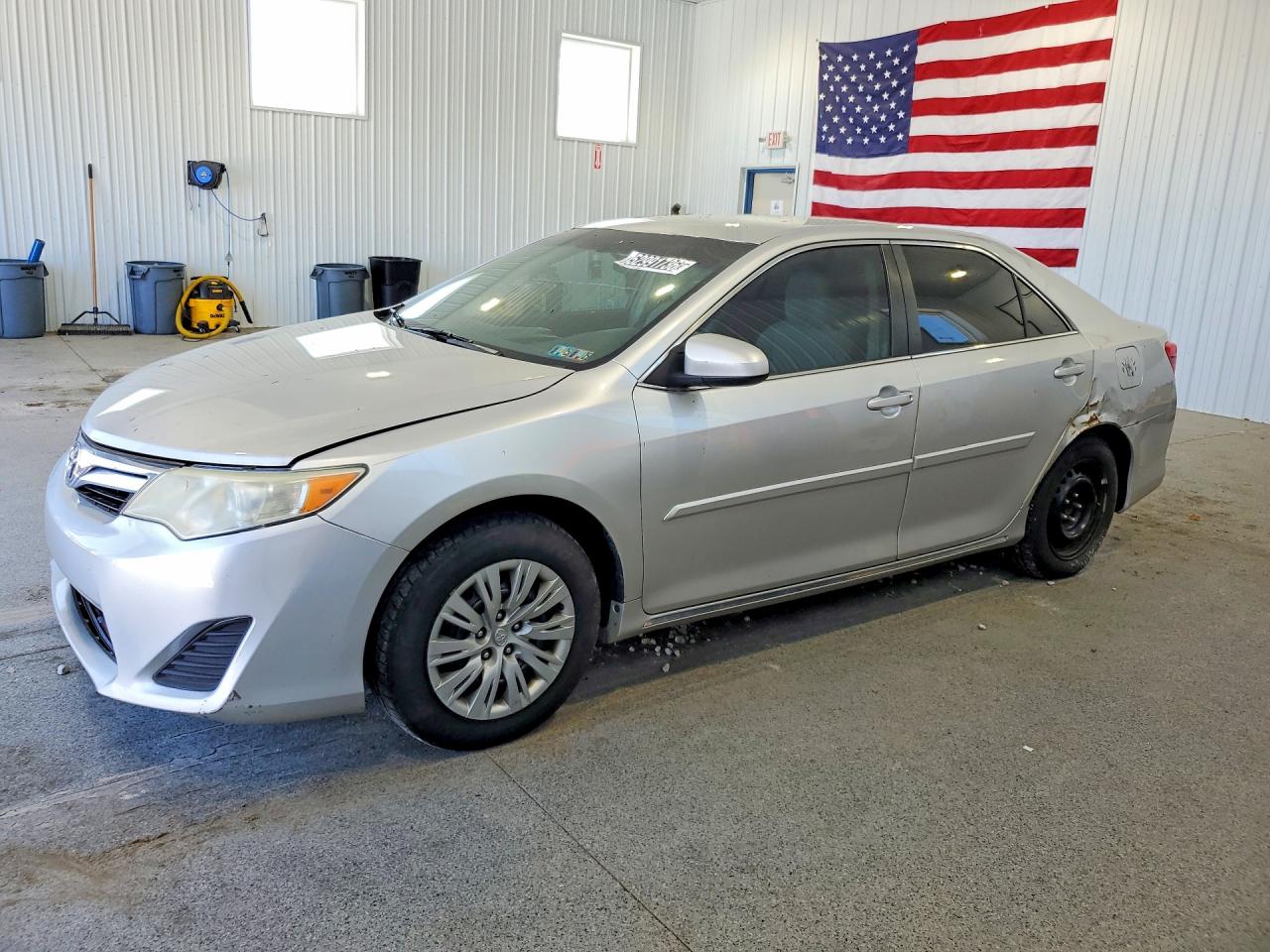 4T1BF1FK1EU423879 · 2014 TOYOTA CAMRY