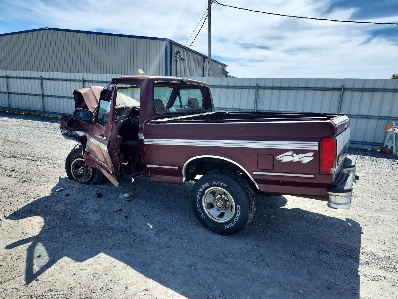 1FTEF14NXNNA98996 · 1992 FORD F150 · 2/12