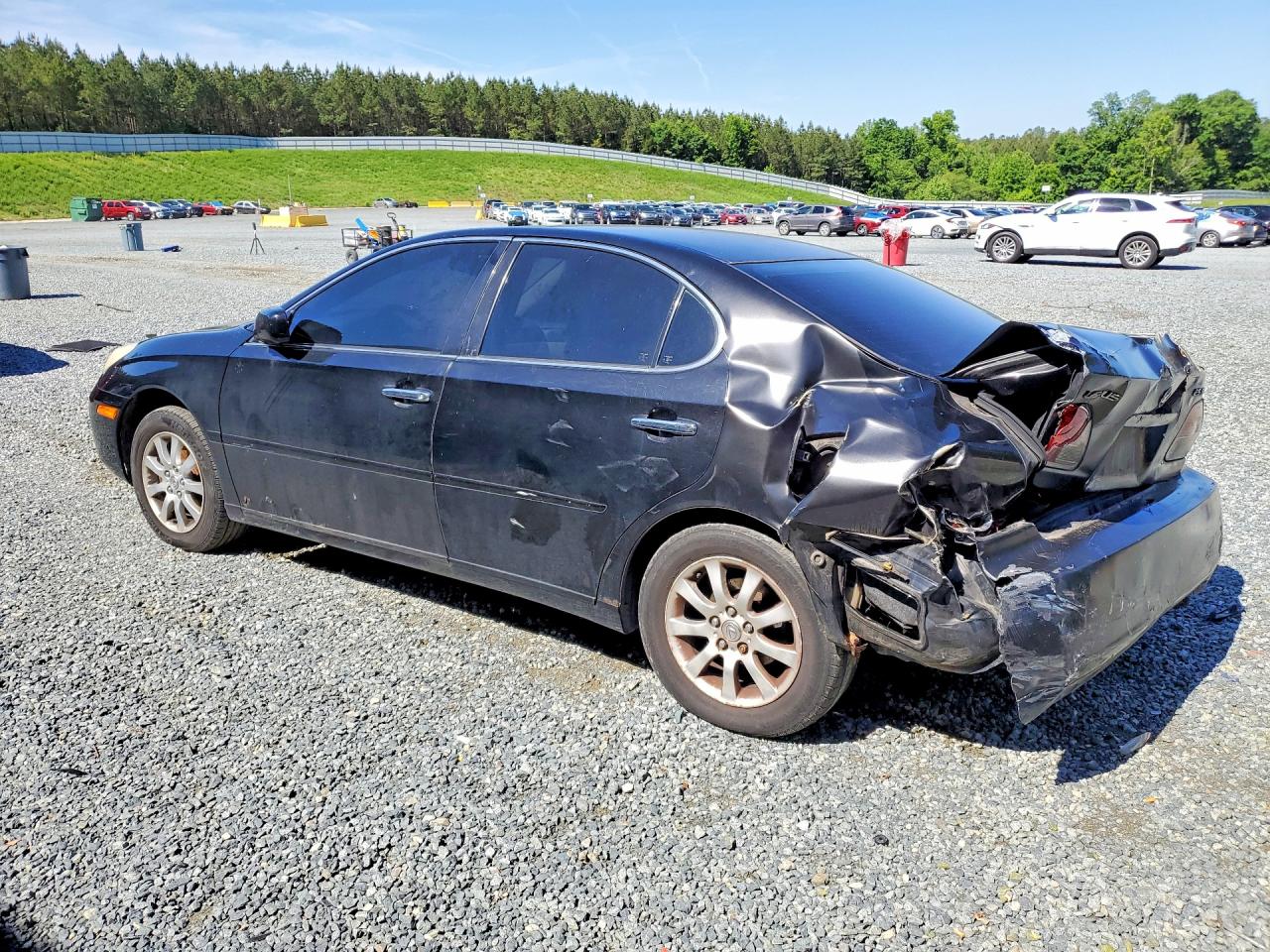 JTHBA30G045005565 · 2004 LEXUS ES · 2/12