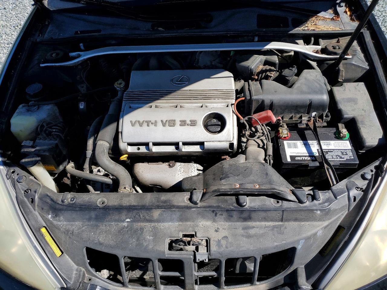 JTHBA30G045005565 · 2004 LEXUS ES · 11/12