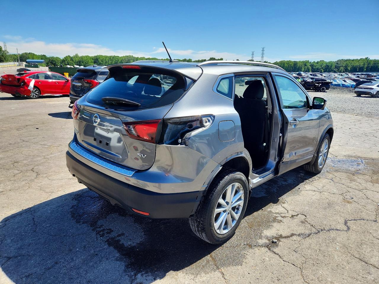 JN1BJ1CP0JW186466 · 2018 NISSAN ROGUE SPORT · 3/14