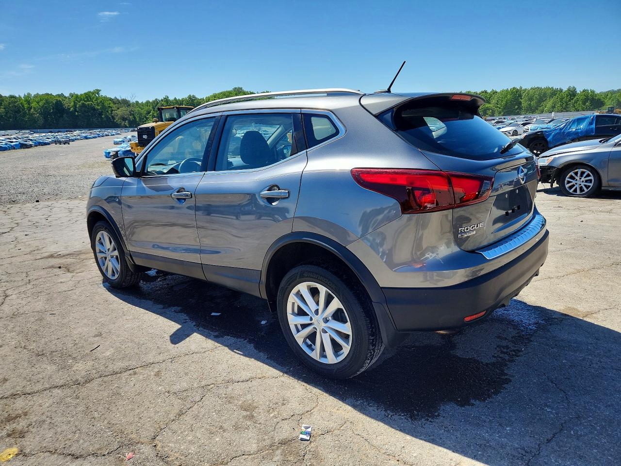 JN1BJ1CP0JW186466 · 2018 NISSAN ROGUE SPORT · 2/14