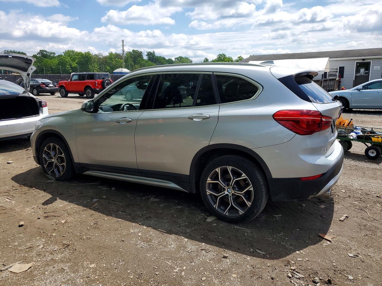 WBXJG7C03L5P72085 · 2020 BMW X1 · 2/12