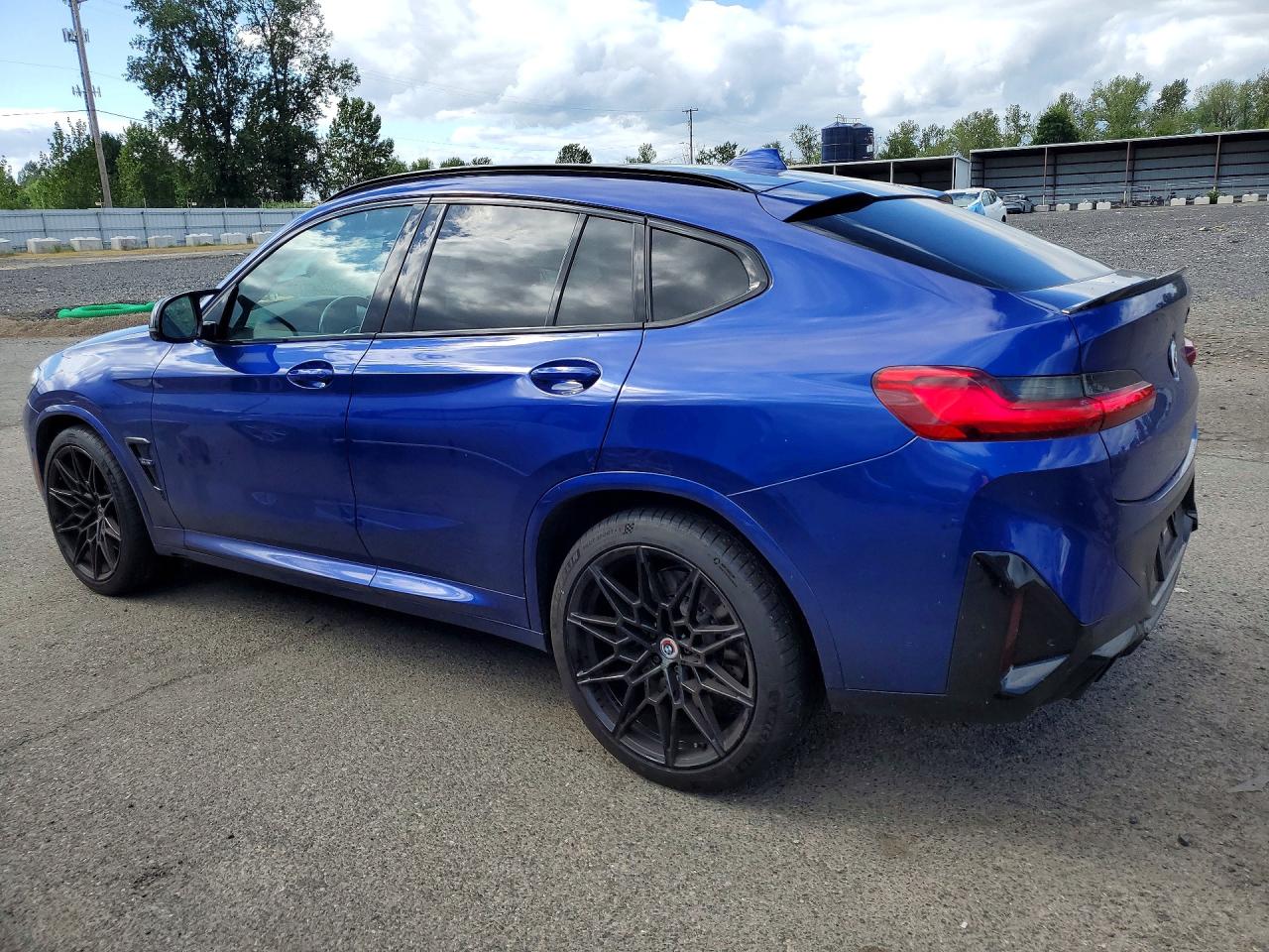 5YM23EC00N9N37115 · 2022 BMW X4 · 2/13