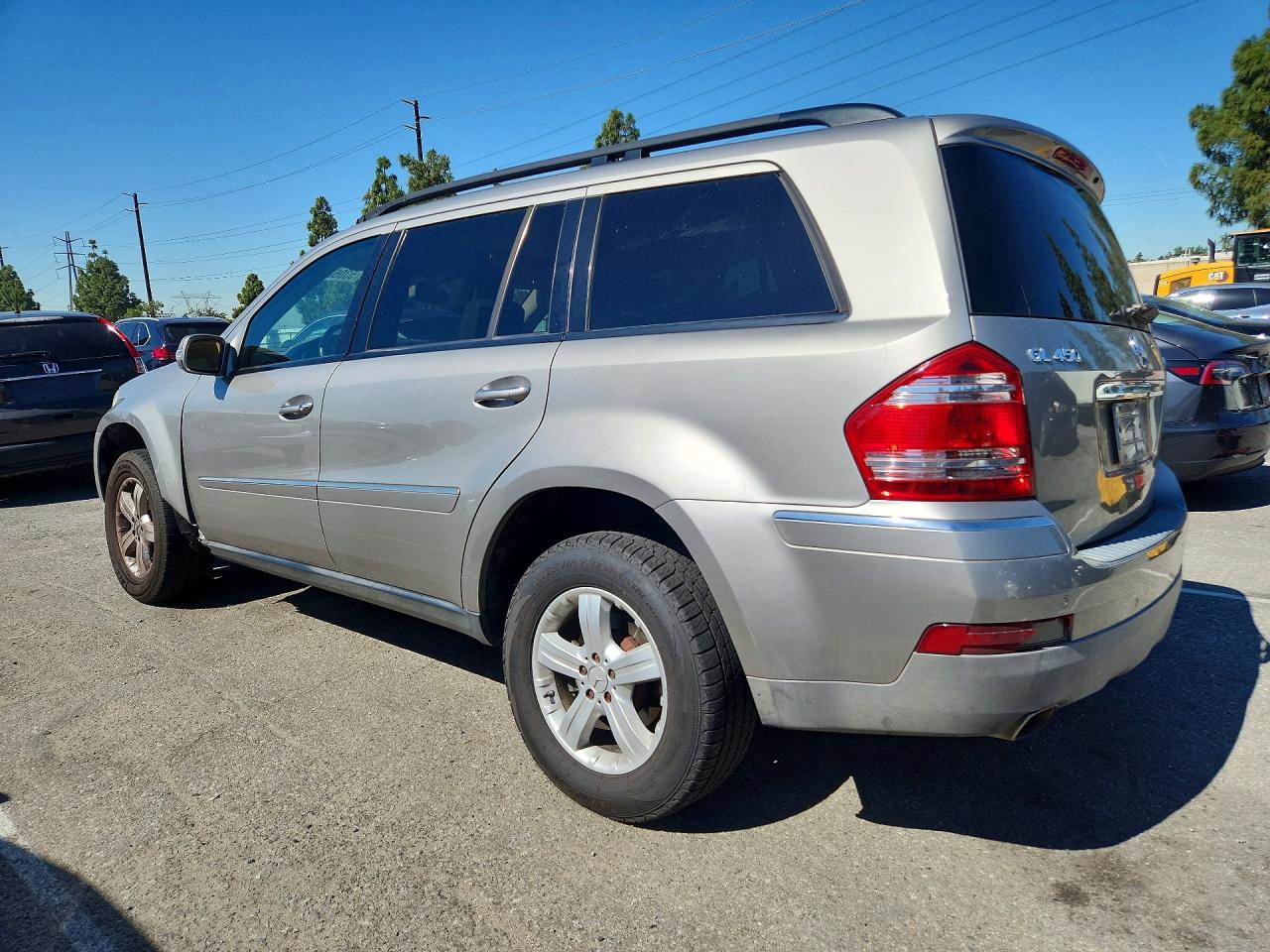 4JGBF71E17A162519 · 2007 MERCEDES-BENZ GL · 2/13