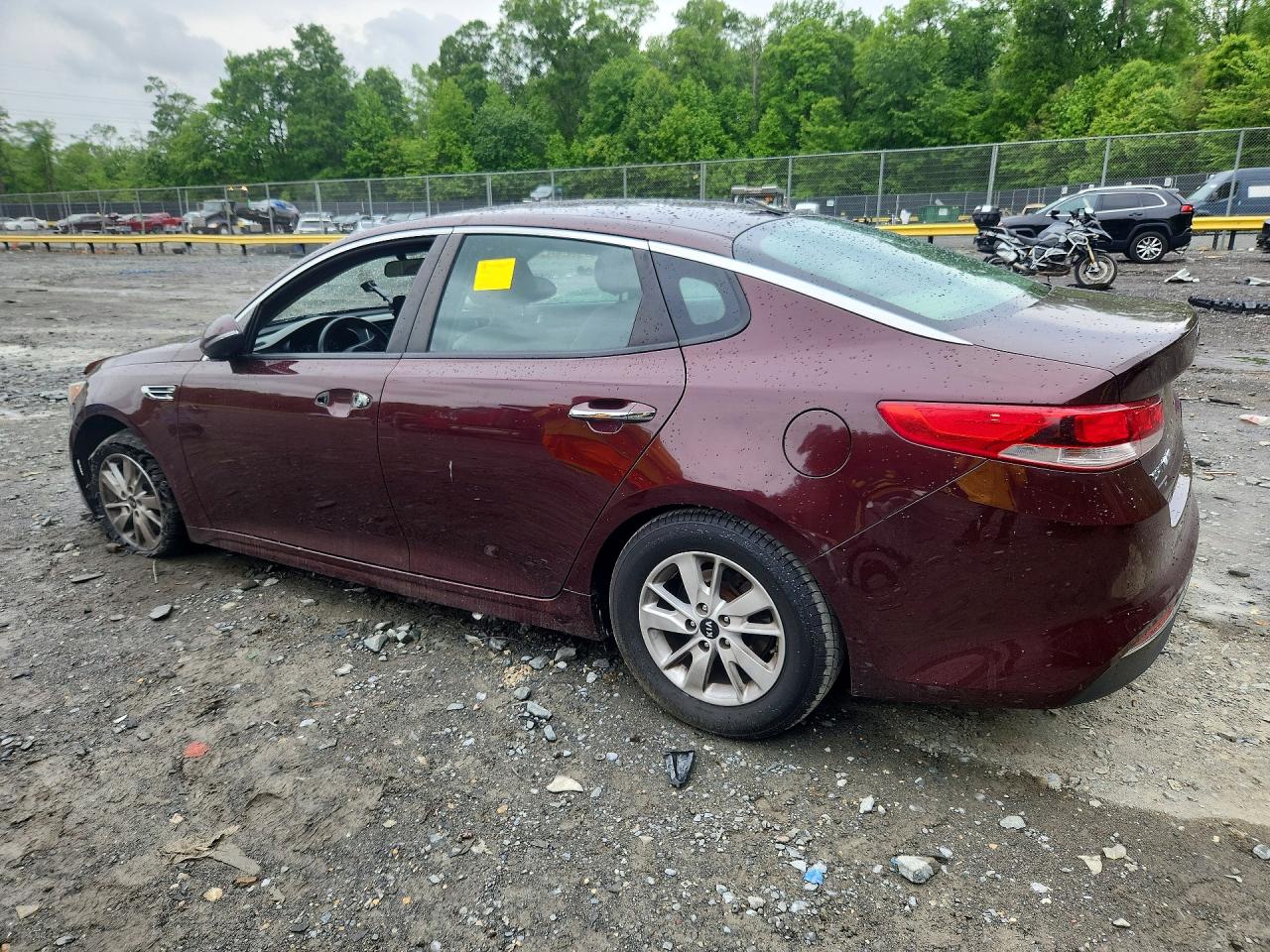 5XXGT4L35JG226652 · 2018 KIA OPTIMA · 2/12