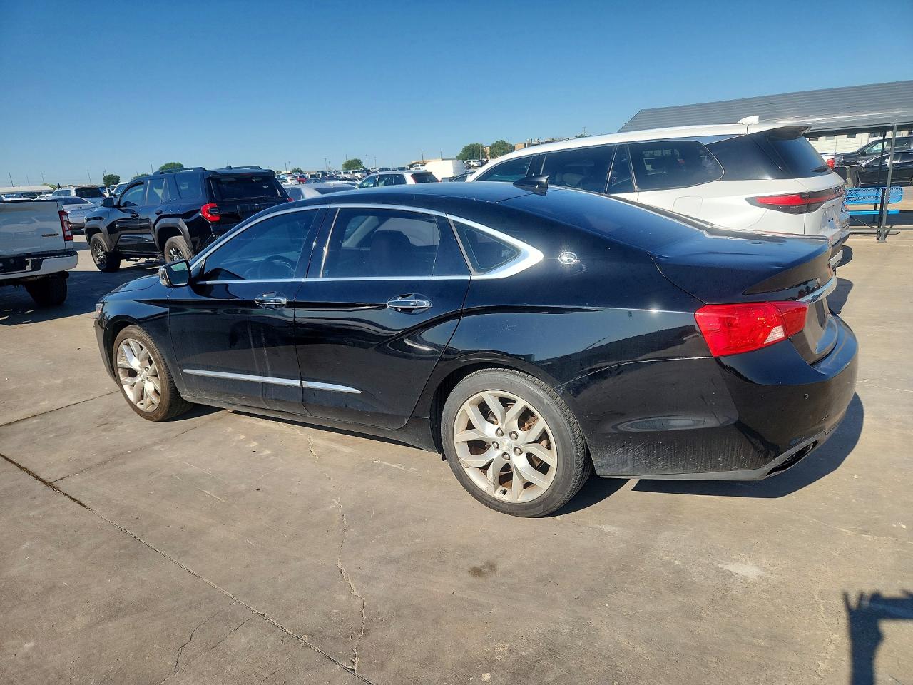 1G1145S30HU147610 · 2017 CHEVROLET IMPALA · 2/12