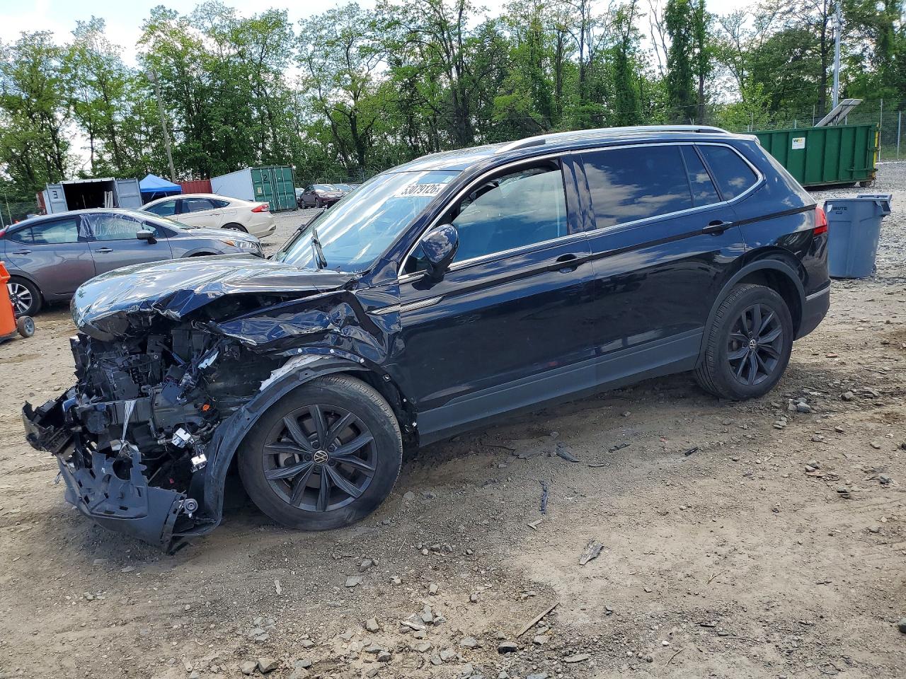 3VV3B7AX1NM062718 · 2022 VOLKSWAGEN TIGUAN
