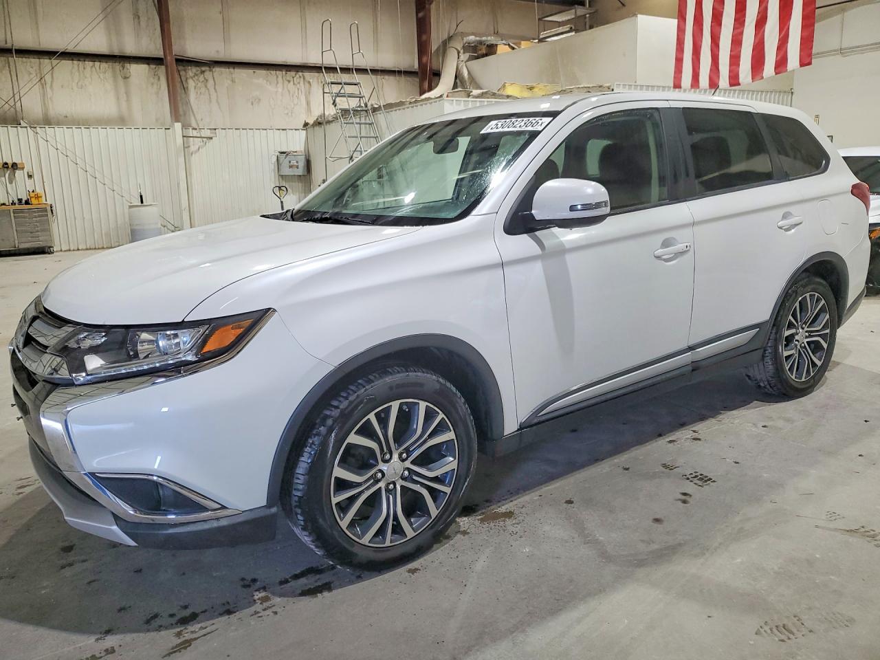 JA4AD3A30GZ006335 · 2016 MITSUBISHI OUTLANDER