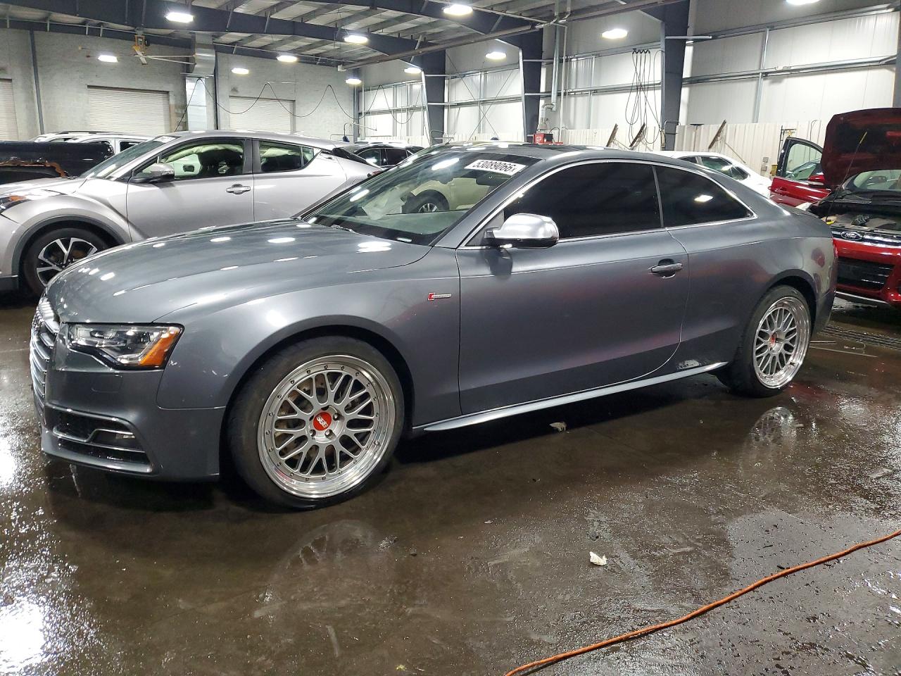 WAUV4AFR0GA020434 · 2016 AUDI S5