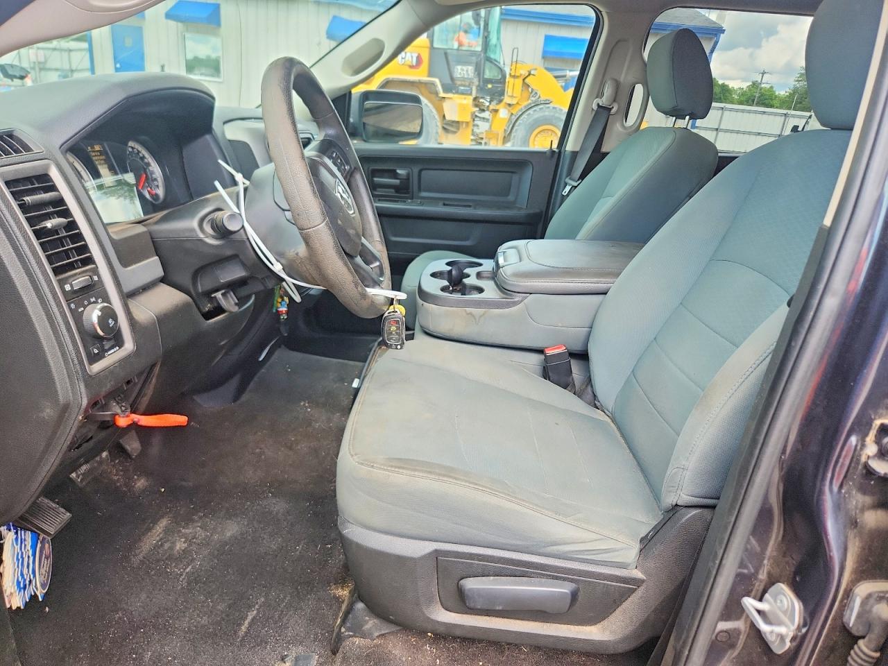 1C6RR6KT9HS867413 · 2017 RAM 1500 · 7/12