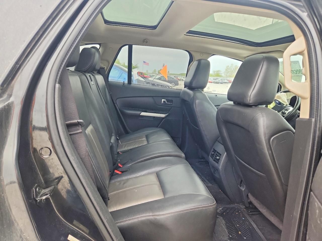 2FMDK4AK3BBA10361 · 2011 FORD EDGE · 10/12