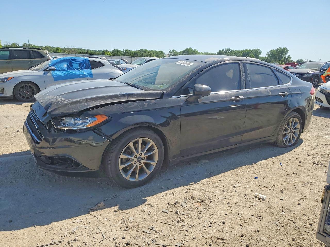 3FA6P0H74HR370747 · 2017 FORD FUSION SE