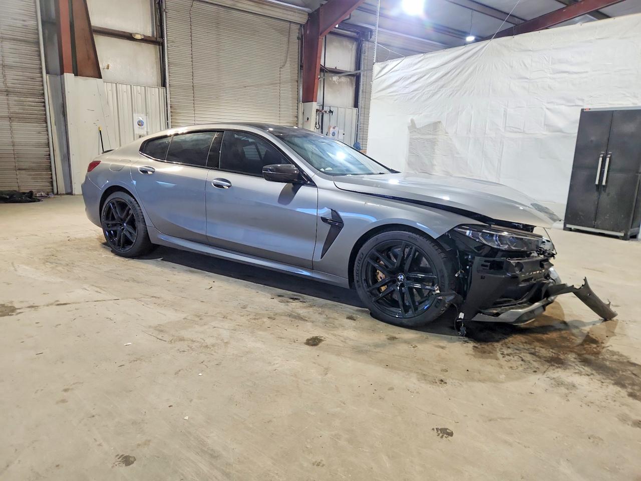 WBSGV0C05SCW14242 · 2025 BMW M8 · 4/12