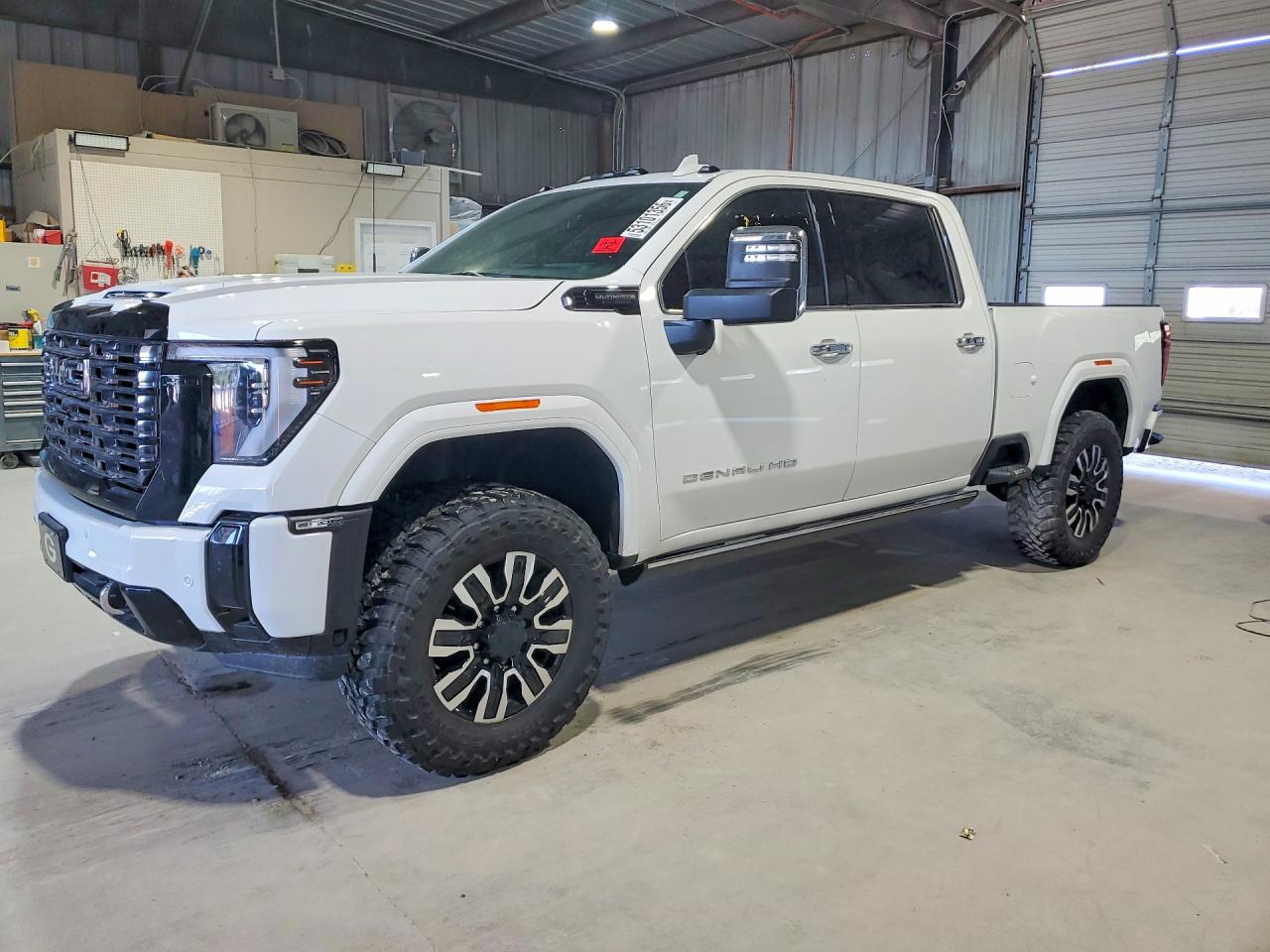 1GT4UXEY0SF289121 · 2025 GMC SIERRA