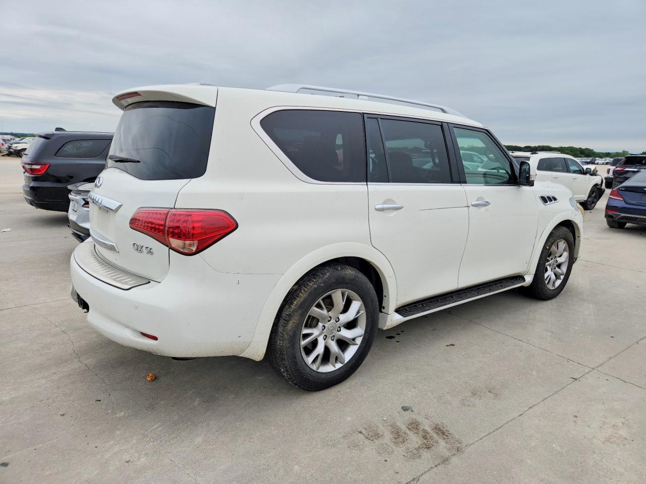JN8AZ2ND5C9715216 · 2012 INFINITI QX56 · 3/13