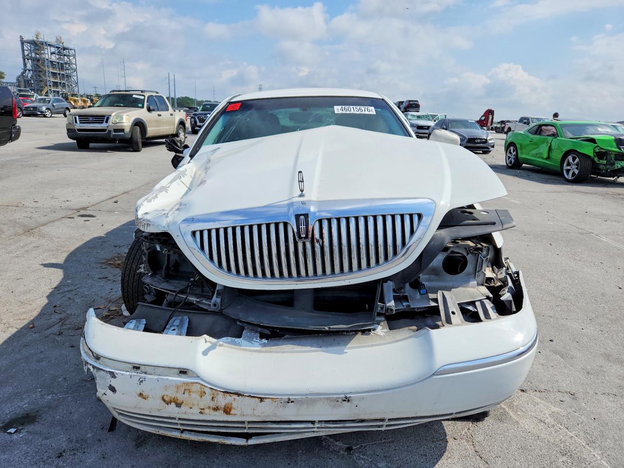 1LNHM81W84Y624320 · 2004 LINCOLN TOWN CAR · 5/12