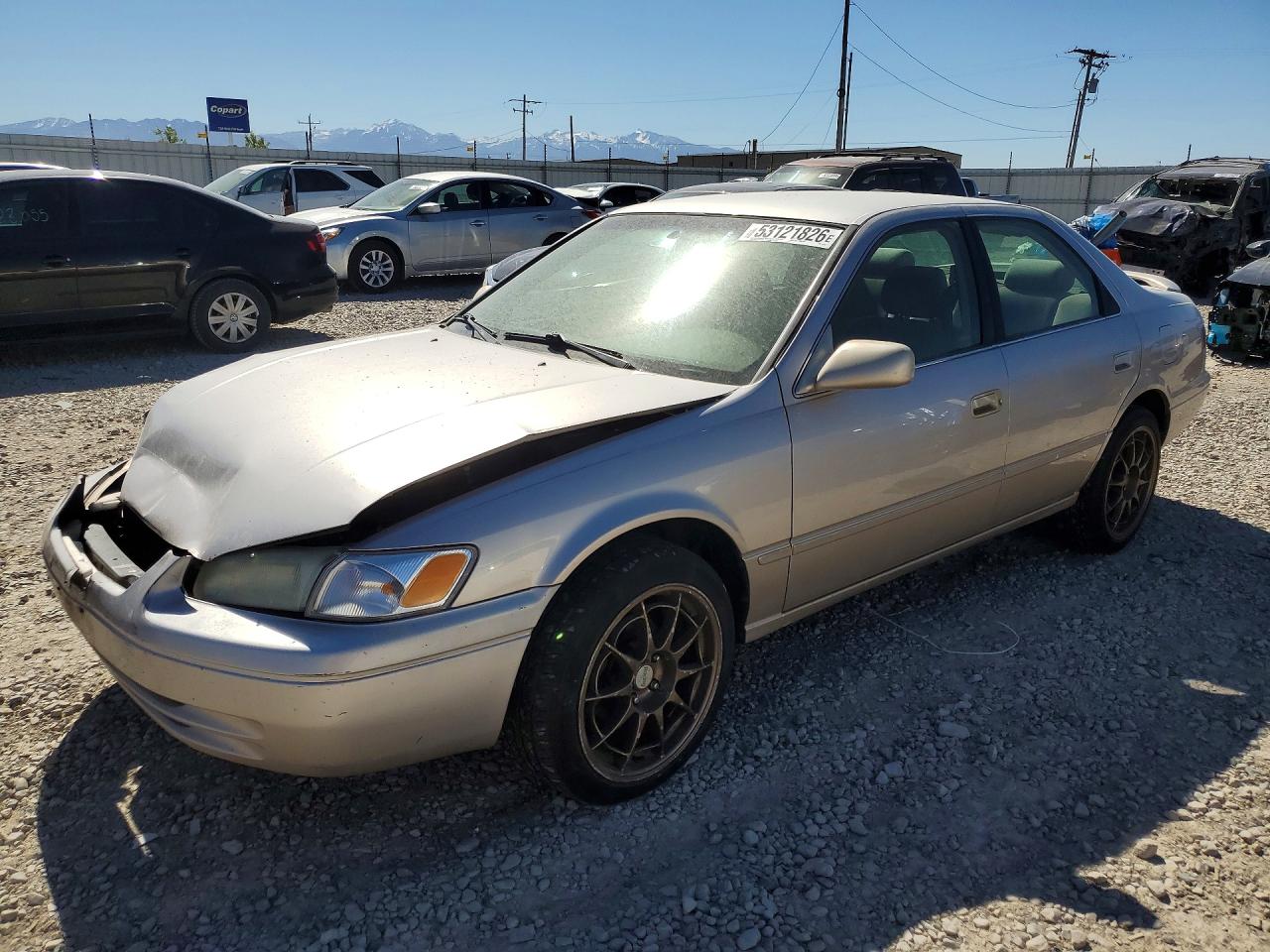 4T1BG22K1VU794176 · 1997 TOYOTA CAMRY