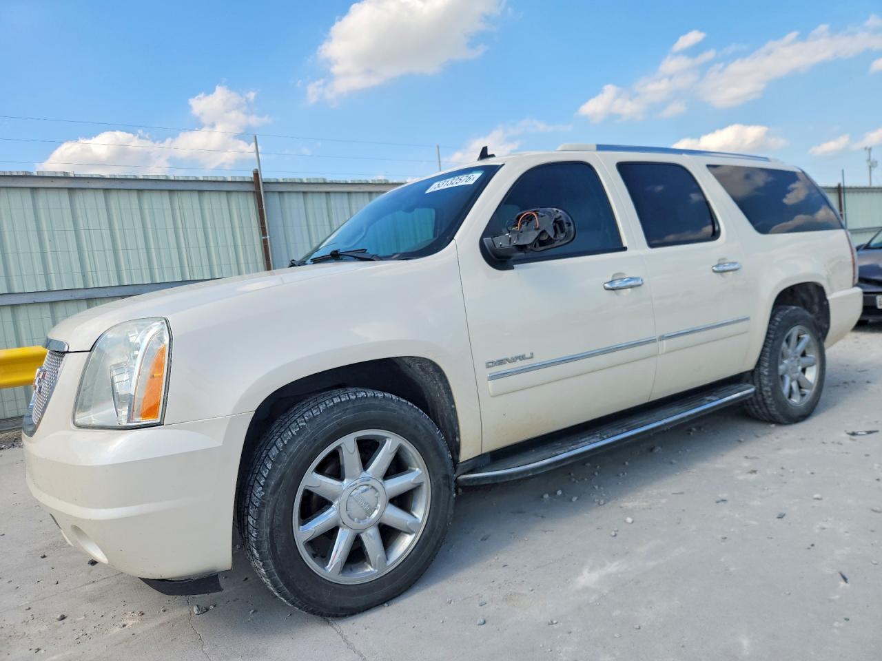 1GKS2MEF6DR367885 · 2013 GMC YUKON XL