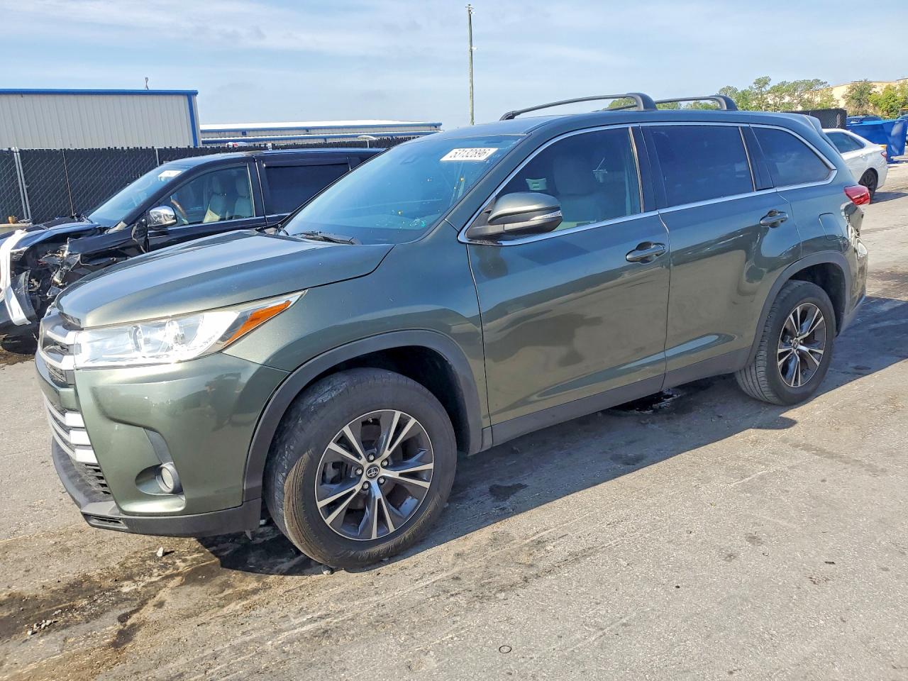 5TDZZRFH1KS333290 · 2019 TOYOTA HIGHLANDER