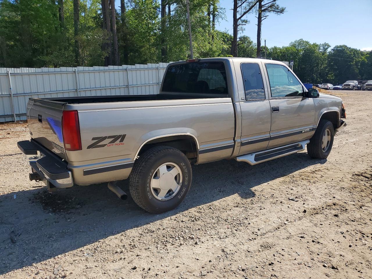 2GCEK19R1W1210224 · 1998 CHEVROLET GMT-400 · 3/12