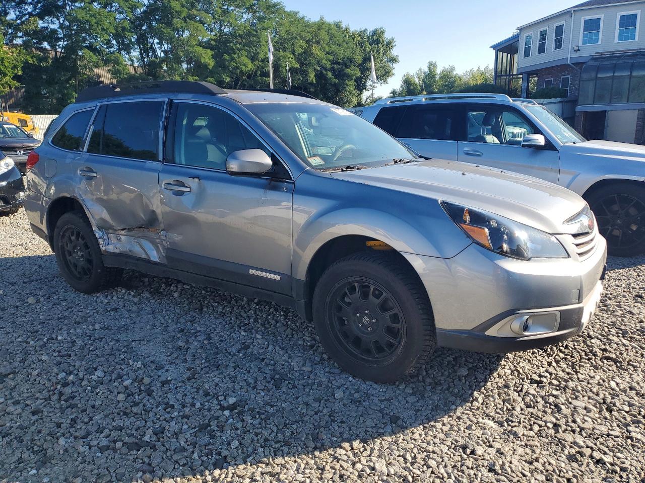 4S4BRDKC1B2355095 · 2011 SUBARU OUTBACK · 4/13