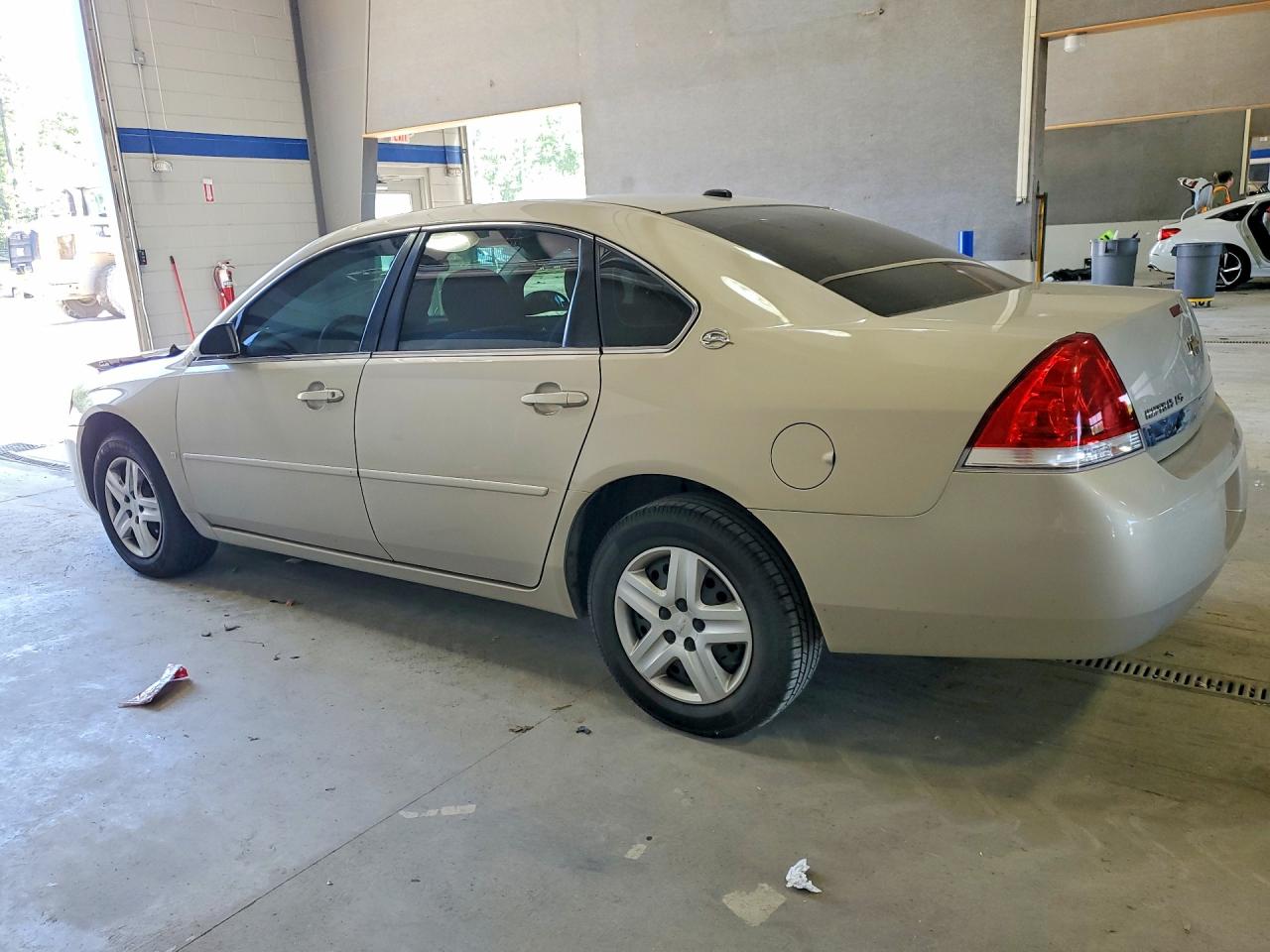 2G1WB58K989184324 · 2008 CHEVROLET IMPALA · 2/12