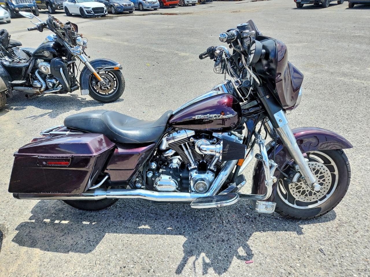 1HD1KB4197Y670945 · 2007 HARLEY-DAVIDSON FLHX