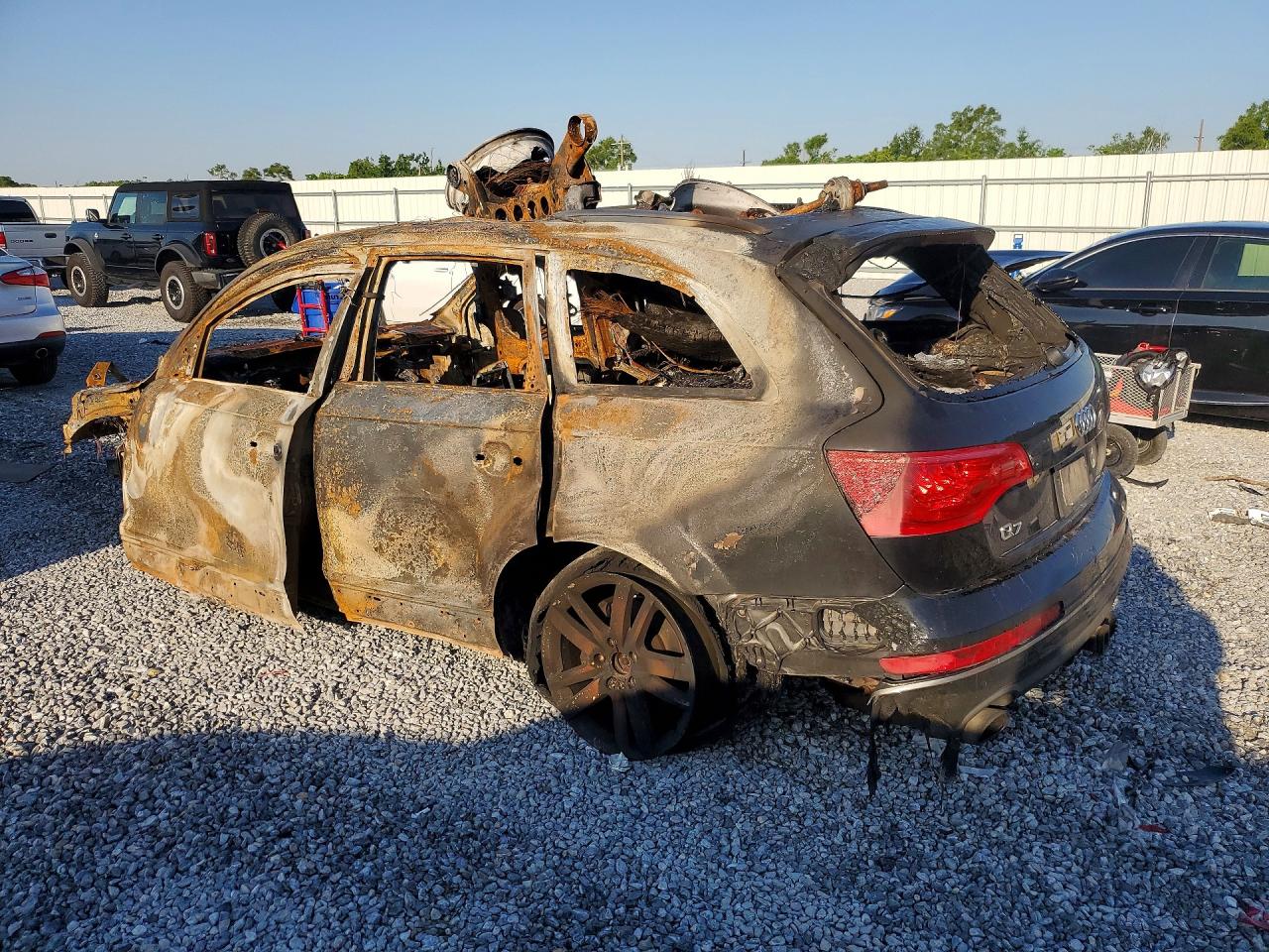 WA1LGAFE1DD011146 · 2013 AUDI Q7 · 2/12