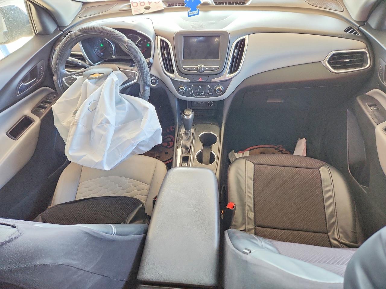 2GNAXUEV2M6102982 · 2021 CHEVROLET EQUINOX · 8/13