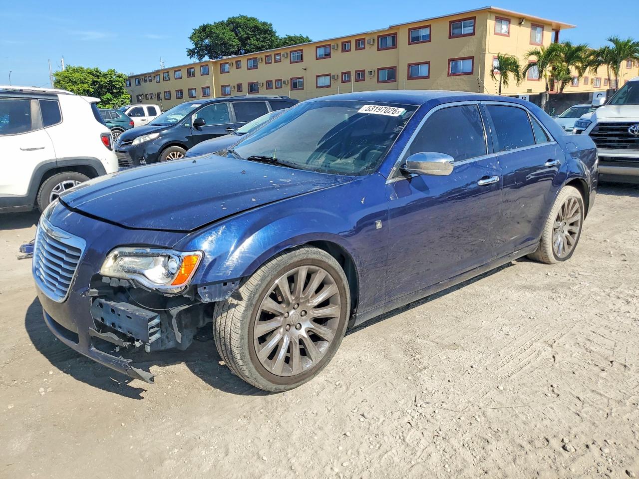 2C3CCAAG5DH735455 · 2013 CHRYSLER 300