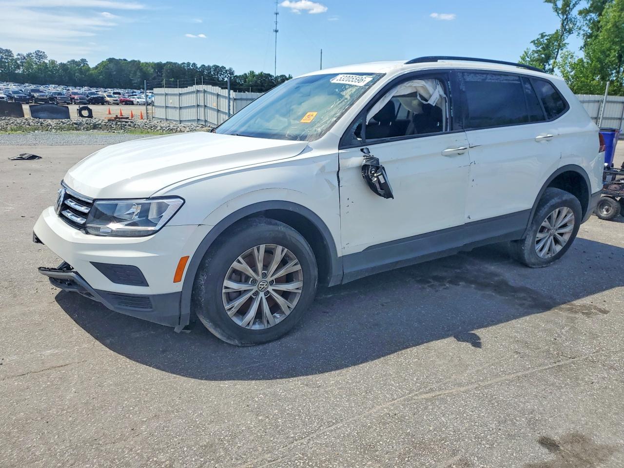 3VV1B7AX8LM154610 · 2020 VOLKSWAGEN TIGUAN
