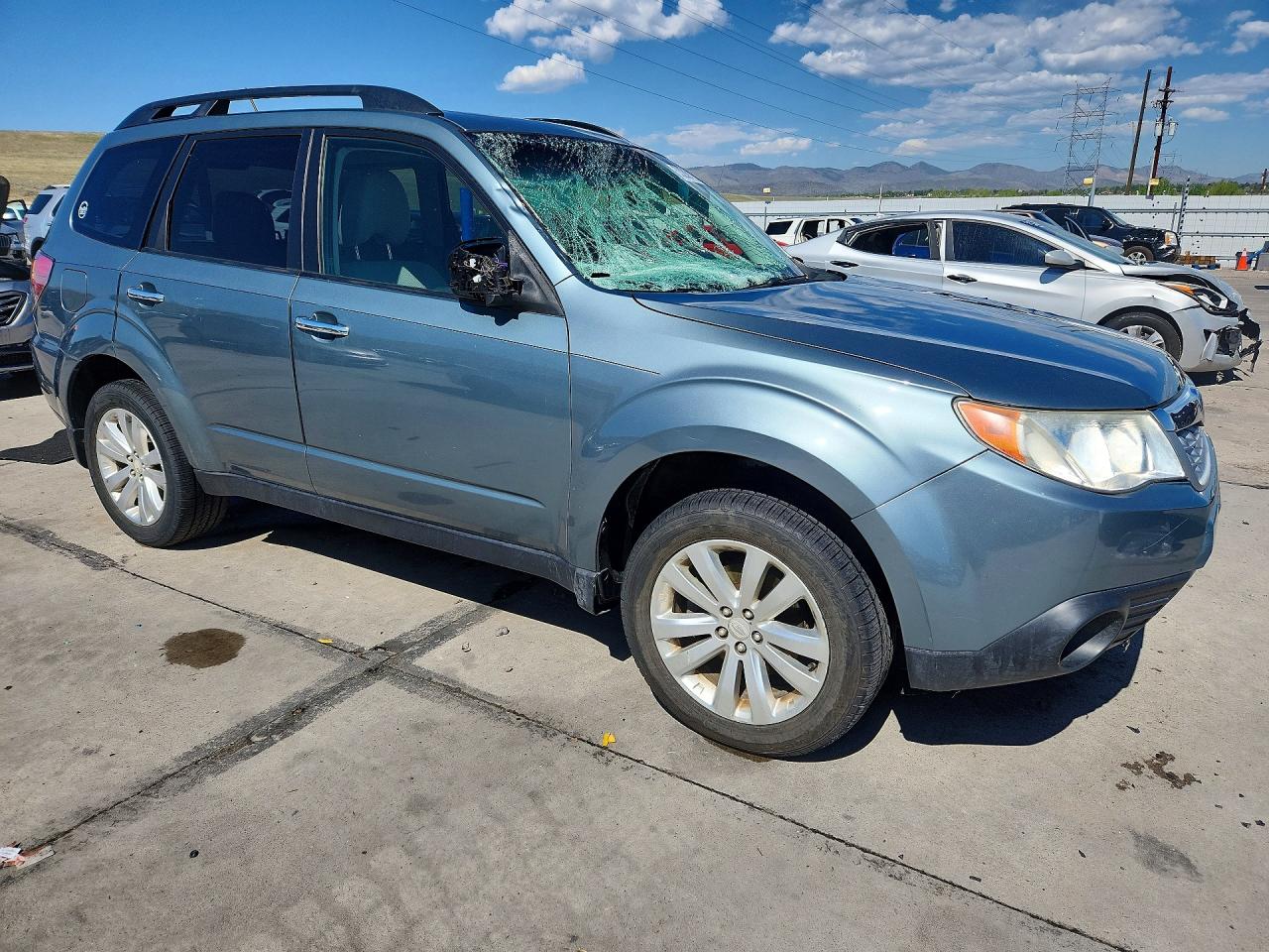JF2SHADC5CH445840 · 2012 SUBARU FORESTER · 4/13