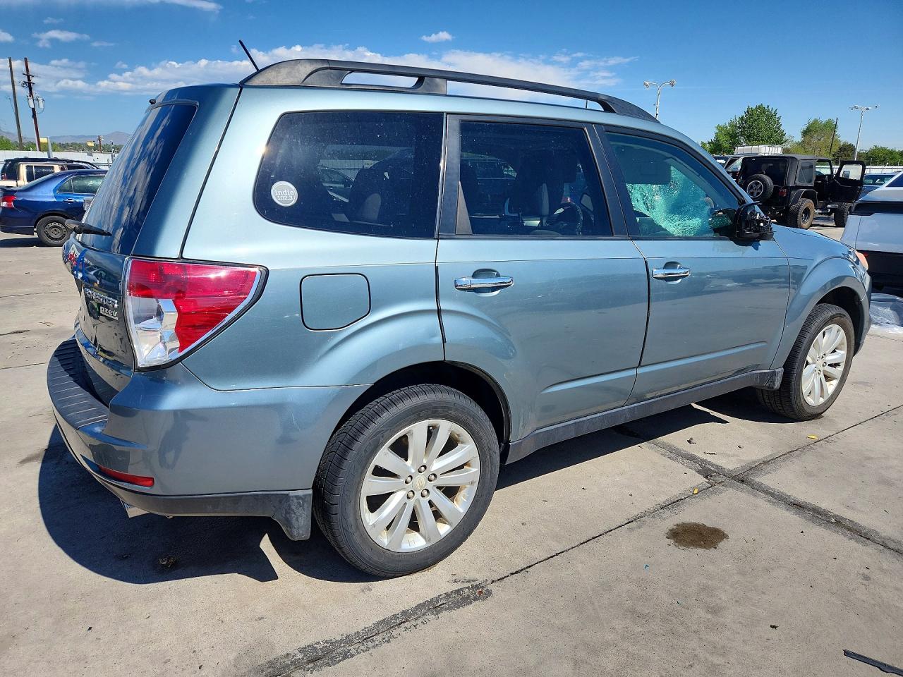 JF2SHADC5CH445840 · 2012 SUBARU FORESTER · 3/13