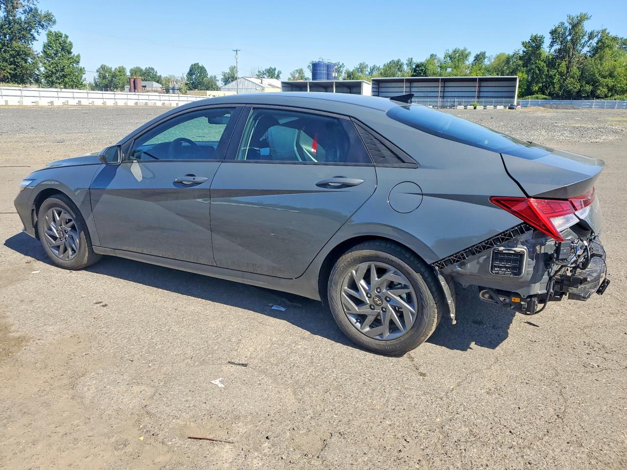 KMHLM4DJ8TU187282 · 2026 HYUNDAI ELANTRA HYBRID · 2/13