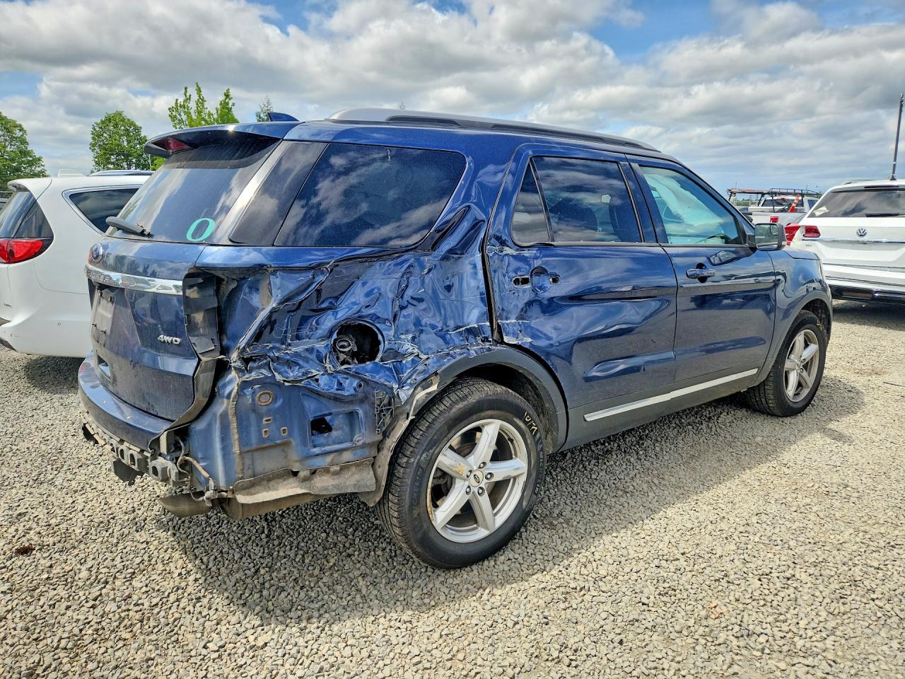 1FM5K8D85GGB74903 · 2016 FORD EXPLORER · 3/13