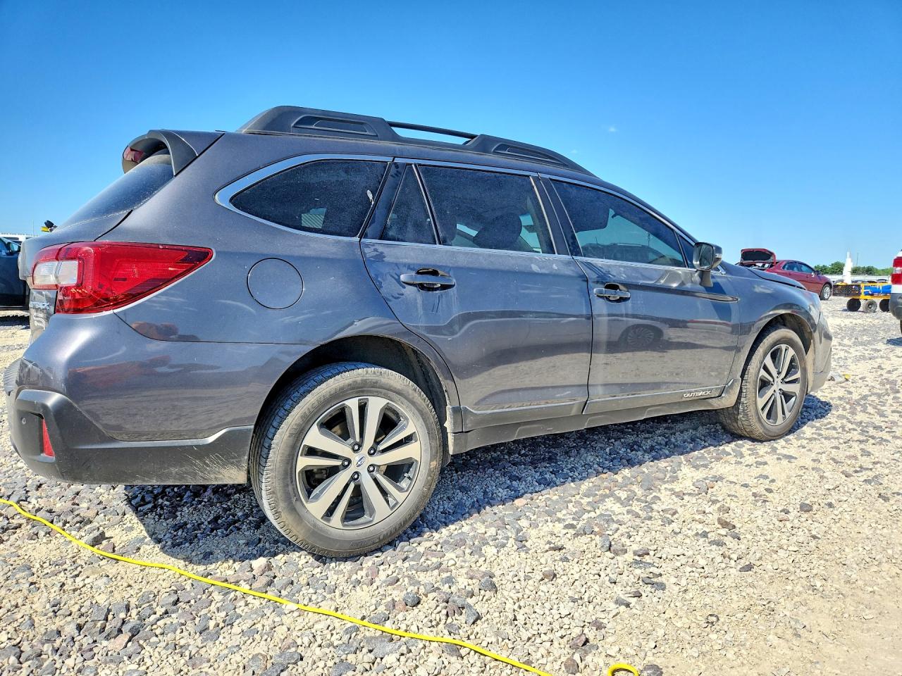 4S4BSANC9K3292580 · 2019 SUBARU OUTBACK · 3/13
