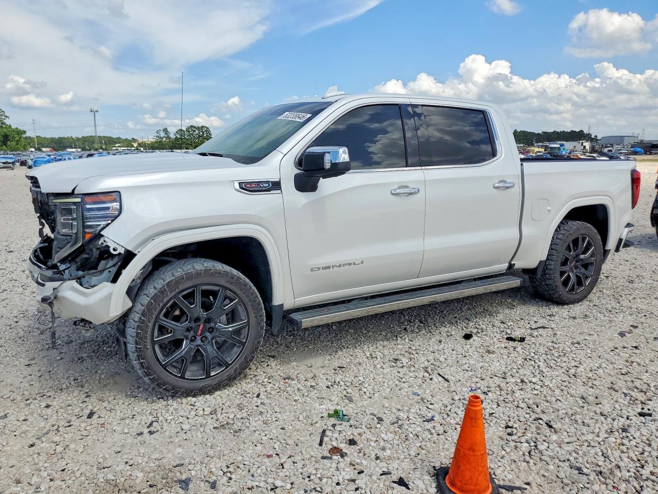 1GTUUGEL2NZ591209 · 2022 GMC SIERRA