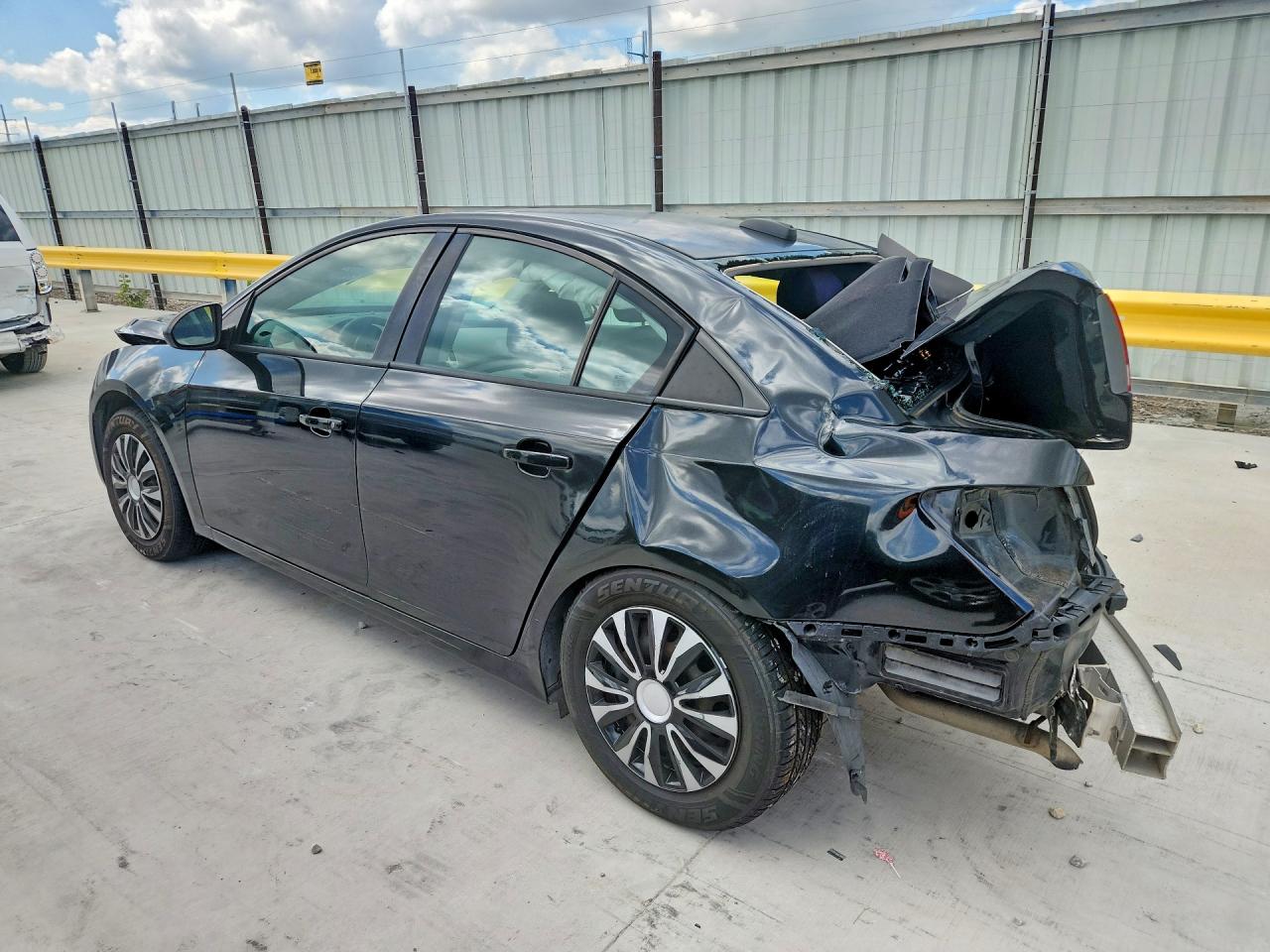 1G1PC5SG2G7183487 · 2016 CHEVROLET CRUZE LIMITED · 2/12