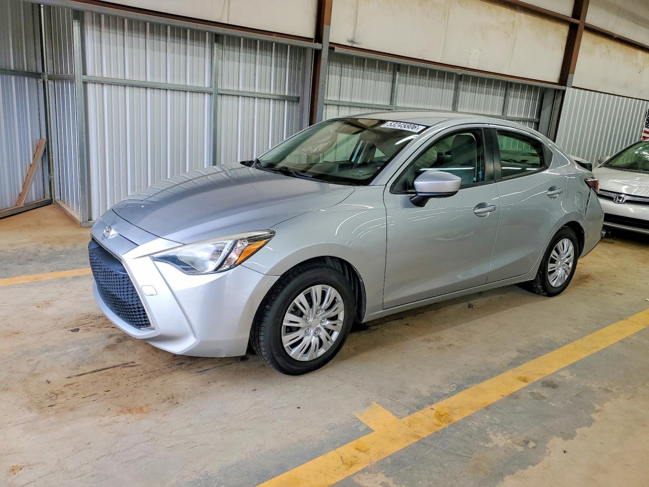 3MYDLBYV7KY520940 · 2019 TOYOTA YARIS