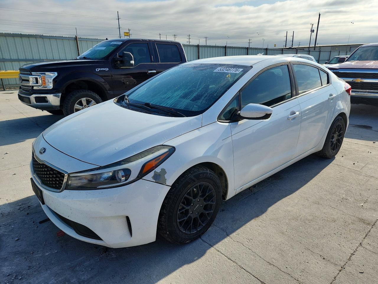 3KPFK4A75HE022134 · 2017 KIA FORTE