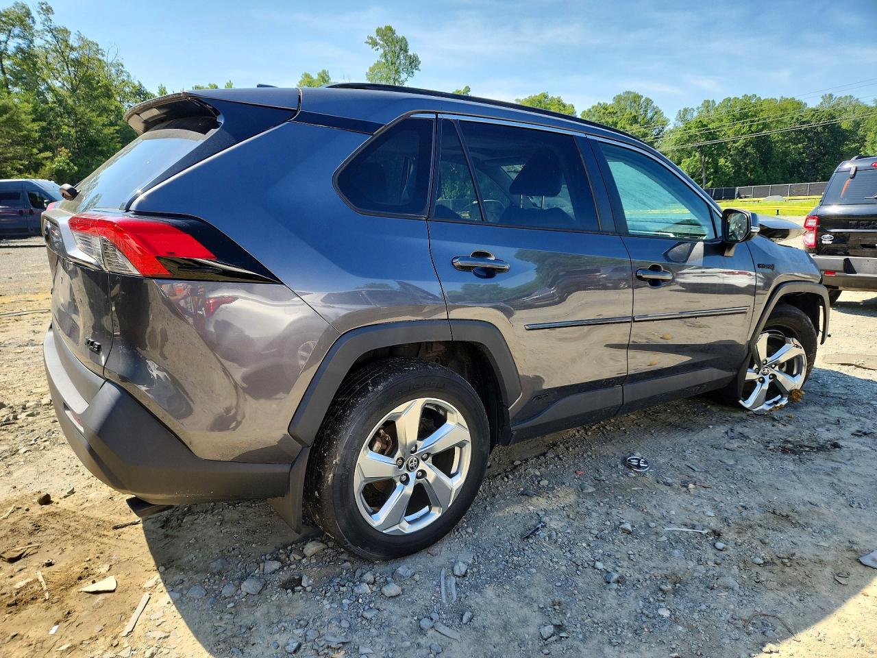 4T3B6RFV6MU051065 · 2021 TOYOTA RAV4 HYBRID · 3/13