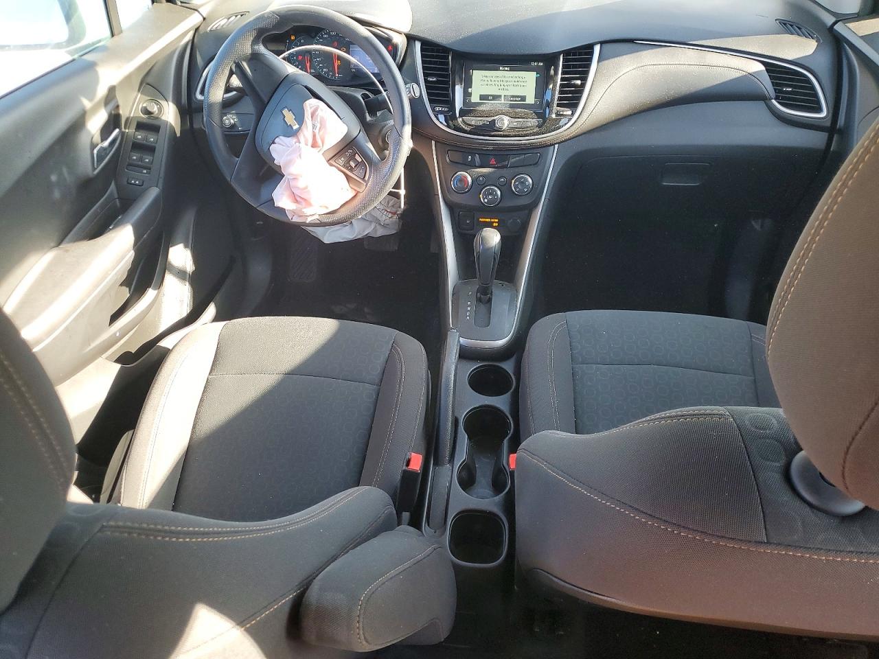 KL7CJNSB2HB207945 · 2017 CHEVROLET TRAX · 8/13