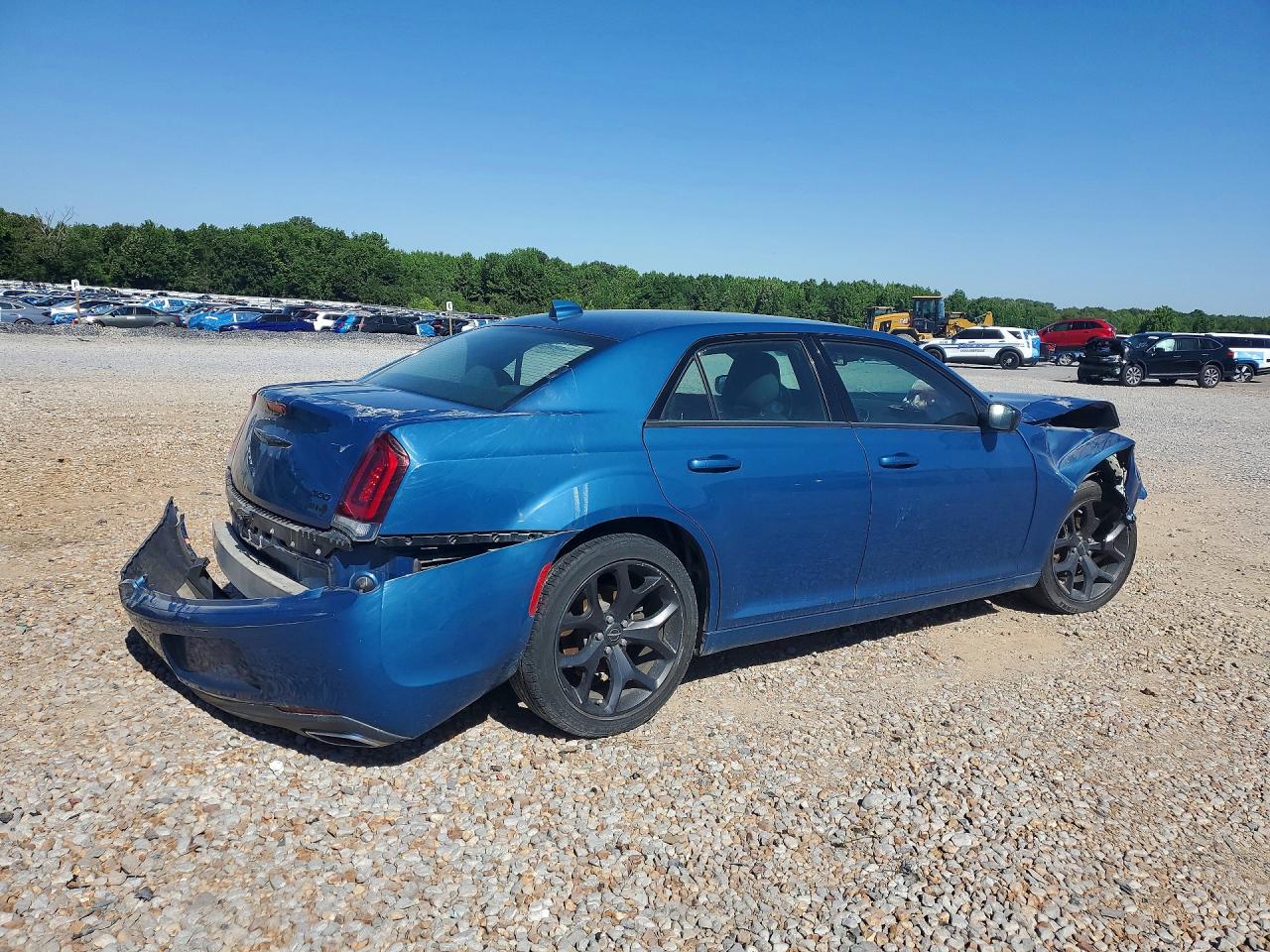 2C3CCAAG2LH175473 · 2020 CHRYSLER 300 · 3/12